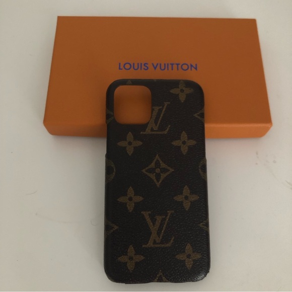Louis Vuitton iPhone Case - Picture 3 of 5